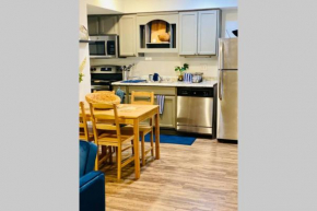 1BDR MED CENTER King Bed Free Parking and WIFI